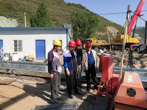 铜煤公司各施工现场五一劳动节掠影