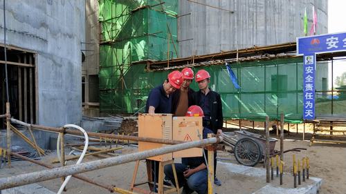 无怨无悔的建筑“候鸟”