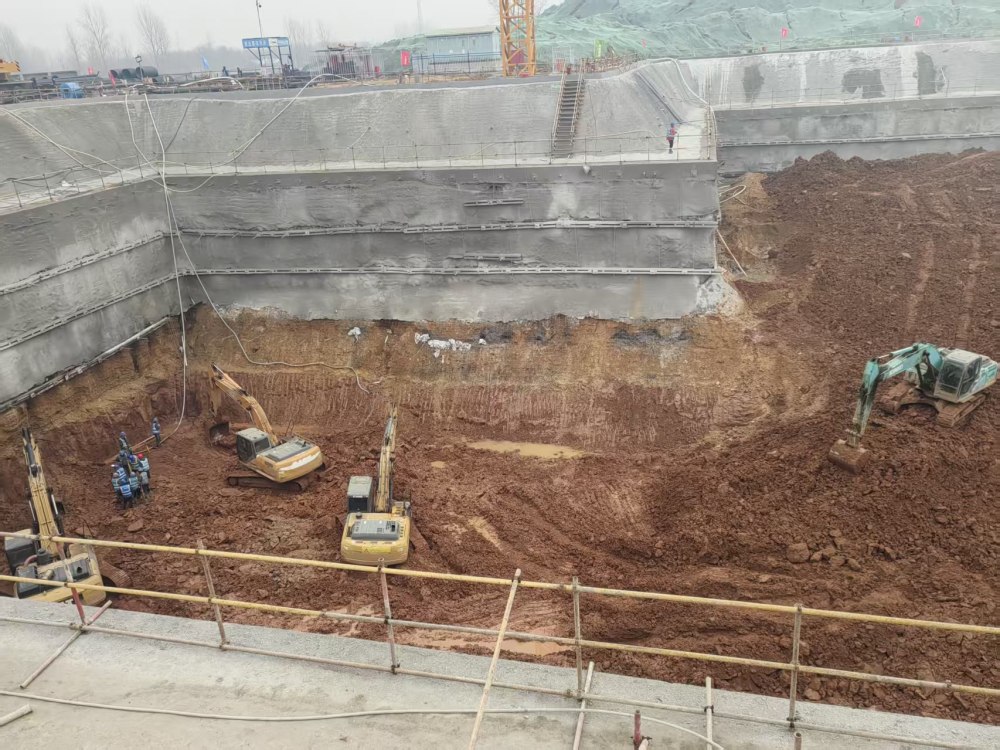 青春战深坑 实干显担当