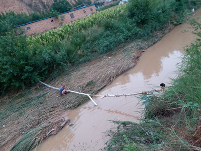 紧急抢修 供水正常