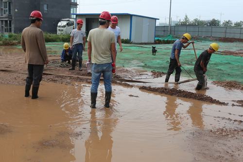 防洪抢险我们是认真的