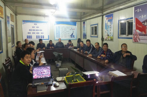 喜迎“十九大”  争做先锋岗