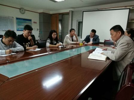 地基分公司迅速传达学习建设集团干部大会精神