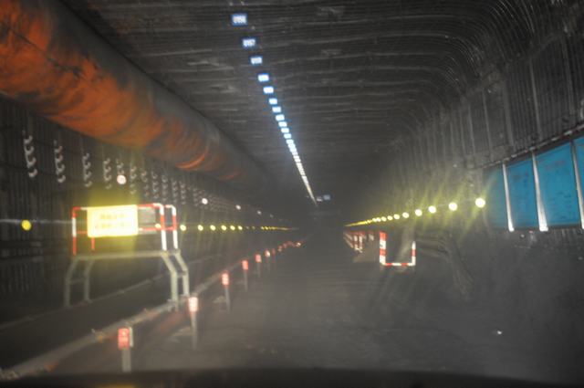 掘进公司红柳林项目部联络巷高精度贯通