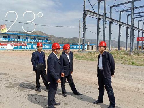 彬长集团赵文革深入生产服务中心二期项目检查指导工作