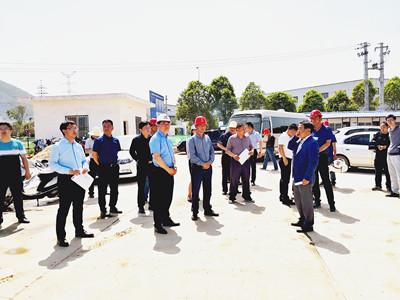 勉县县长马仕强视察汉中分公司陕钢集团废钢回收加工厂房项目