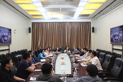 建设集团召开机关青年员工“助力双特百亿,争当青年先锋”专题座谈会