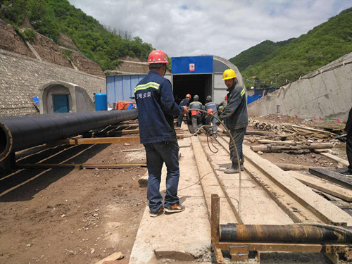 机电安装公司冶坪项目部“四准备”确保管道安装有序进行