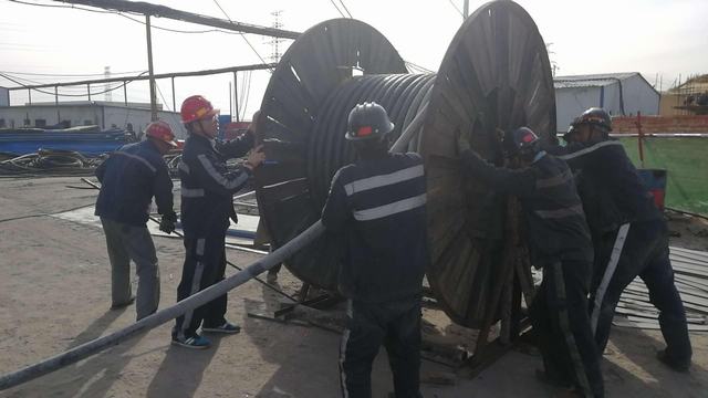 陕煤建设掘进公司曹家滩项目部领导班子靠前指挥圆满完成立井电缆回收