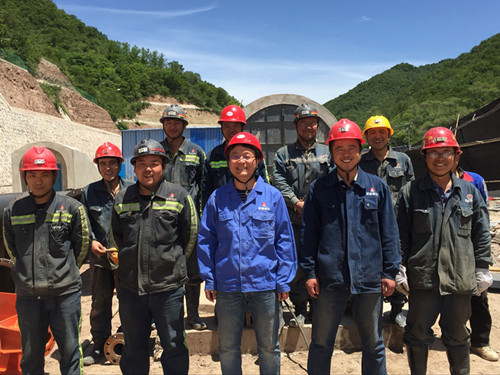 陕煤建设机电安装公司冶坪项目部：“四把锁”锁紧管道运输安全阀