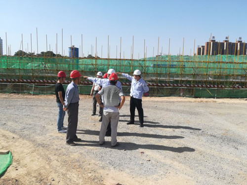 蒲城清洁能源公司董事长刘培荣莅临陕煤建设天工公司清源小区项目检查