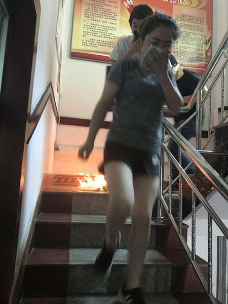 陕煤建设川耀公司开展消防模拟演练培训