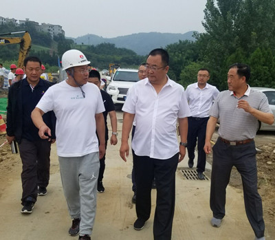 启迪清洁能源集团高级副总裁、瑞行集团总裁雷万宁一行莅临陕煤建设咸阳分公司安装项目部施工现场视察指导工作