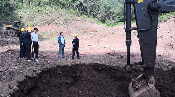 陕煤建设矿建三公司天平高速关山隧道通风竖井工程顺利开工