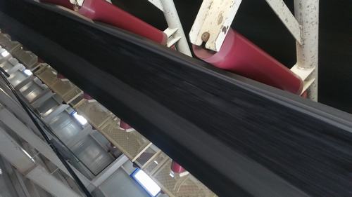 陕煤建设韩城分公司安装三项目部小保当煤矿8004最终筛分车间至产品仓胶带机工程顺利投产