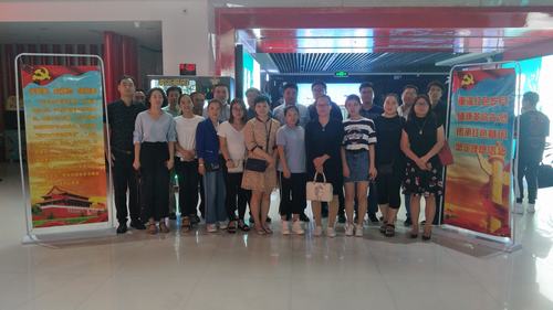 陕煤建设各单位组织观看党史故事片《大会师》《风云1927》