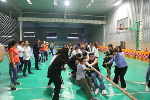 陕煤建设天工、设计、大秦置业、咸阳公司联合举办迎国庆 “拔河”联谊赛