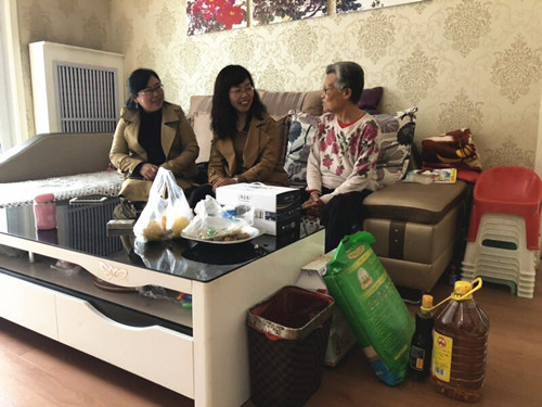 陕煤建设机电安装公司 重阳佳节慰问职工家庭高龄老人