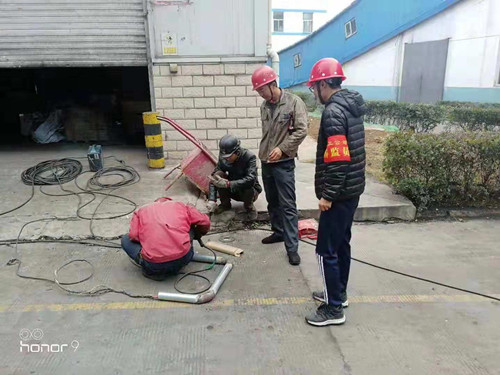 陕煤建设天工公司：群安员“红袖章”身份亮出来