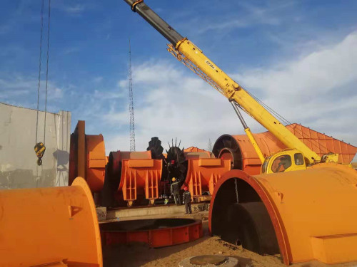 陕煤建设机电安装公司抢险红柳林煤矿2号风井主扇1#、2#风机