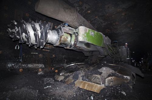 陕煤建设掘进公司：打造“掘进铁军”红柳林项目部进尺再创佳绩