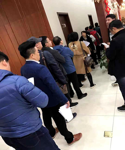 陕煤建设公司：龙湾水境一期车位排号火热进行