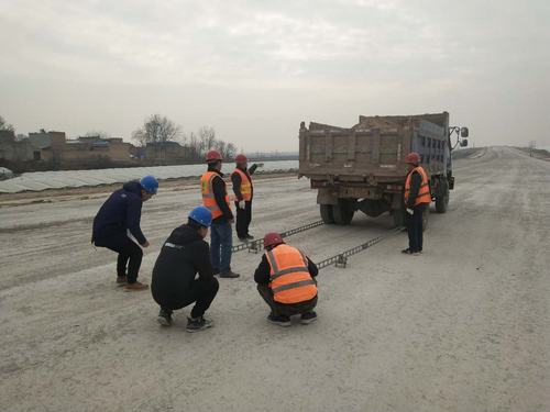陕煤建设澄合分公司G242大荔过境公路建设工程水稳基层通过验收