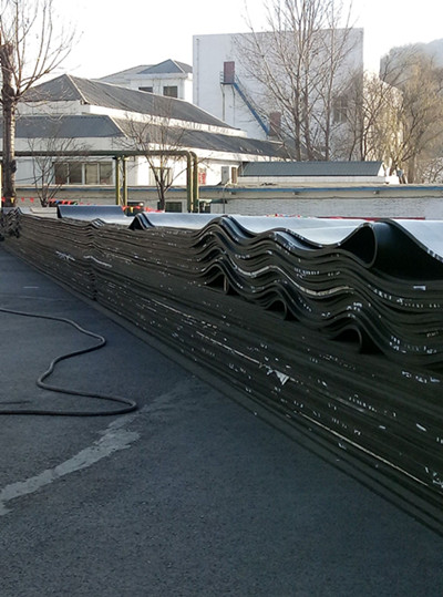 陕煤建设机电安装公司黄陵项目部安装一号井胶带机热火朝天