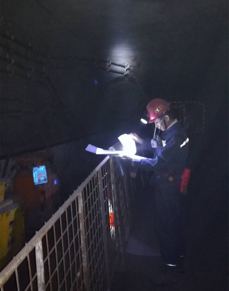 陕煤建设矿建三公司双龙项目部狠抓“一通三防” 确保安全生产