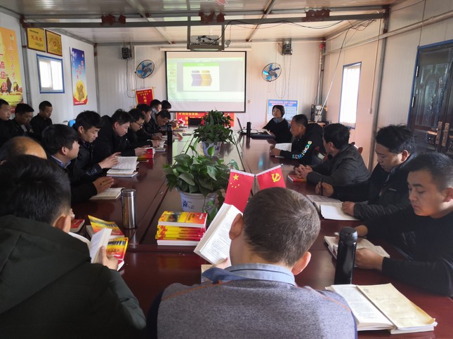 陕煤建设矿建三公司曹家滩项目部开展新员工培训为工程助力