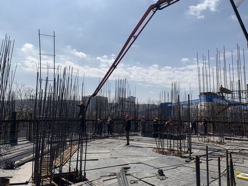 陕煤建设韩城分公司彬长小庄矿井及选煤厂新建产品仓工程滑模顺利开工