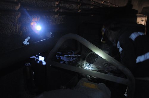 陕煤建设掘进公司：北翼1-2煤胶运大巷顺利开工