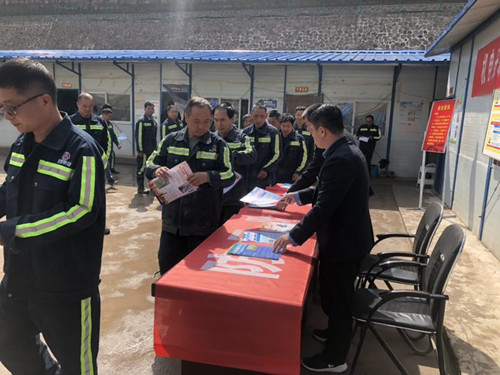 陕煤建设机电安装公司开展“安全咨询日”活动