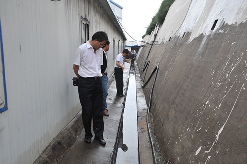 陕煤建设掘进公司：携手共筑“汛期”安全堤