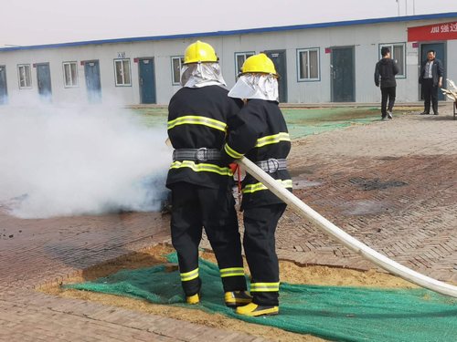 陕煤建设掘进公司：曹家滩项目部举办火灾事故应急演练