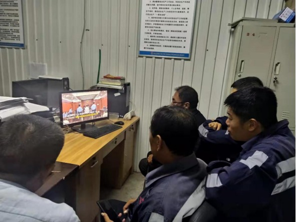 陕煤建设集团洗选煤运营公司安装第五项目部党支部：加强理论基础，提高思想认识