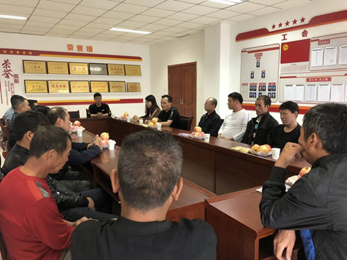 陕煤建设机电安装公司领导中秋佳节走访慰问一线职工