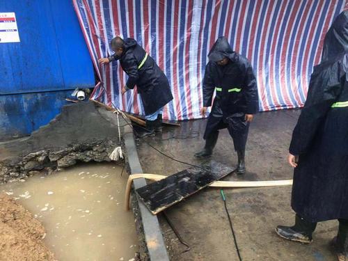 陕煤建设韩城分公司土建十二项目部雨期来临防汛忙