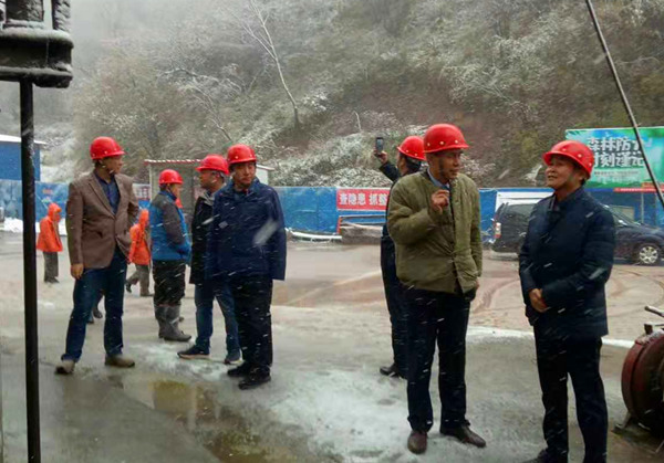 杨让顺一行莅临陕煤建设矿建三公司在建项目检查指导工作