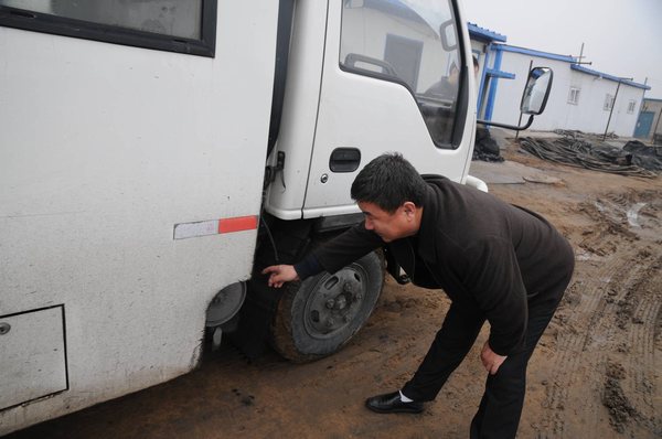 陕煤建设掘进公司：强化防爆车辆管理保安全提效率