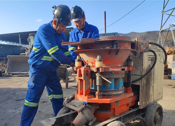 陕煤建设矿建三公司双龙项目部开展机电设备全面“大体检”