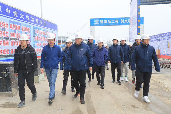 陕煤建设汉中分公司赴中铁十二局集团汉中悦珑湾项目对标交流