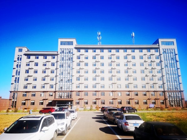 陕煤建设澄合分公司承建的曹家滩职工公寓2号楼及连廊工程荣获“太阳杯”