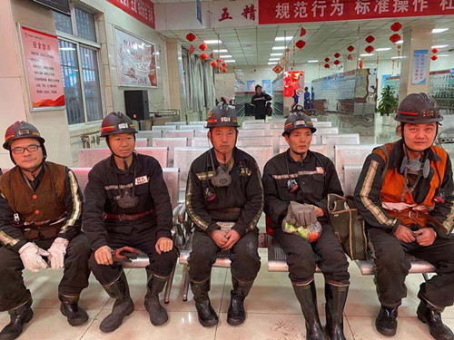 陕煤建设机电安装公司黄陵项目部春节决战三项紧急工程