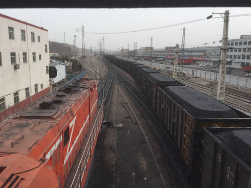 陕煤建设洗选煤运营公司柠条塔运营项目部：单日煤炭发运量创历史新高