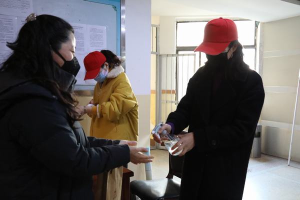 陕煤建设韩城分公司积极开展“防控疫情 爱在三月”青年志愿者服务活动