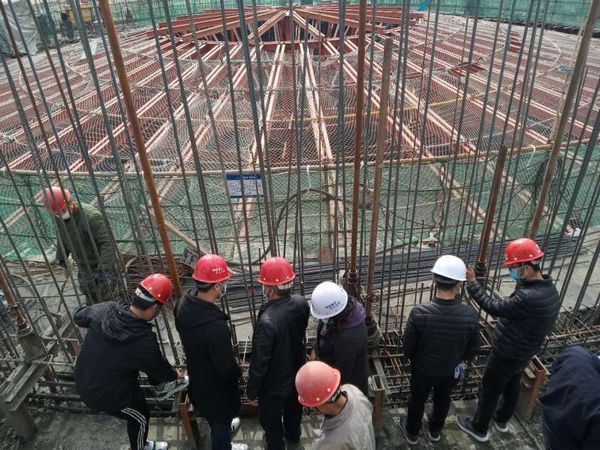 天工公司现场观摩+现场讲解+室内培训纵深工程质量