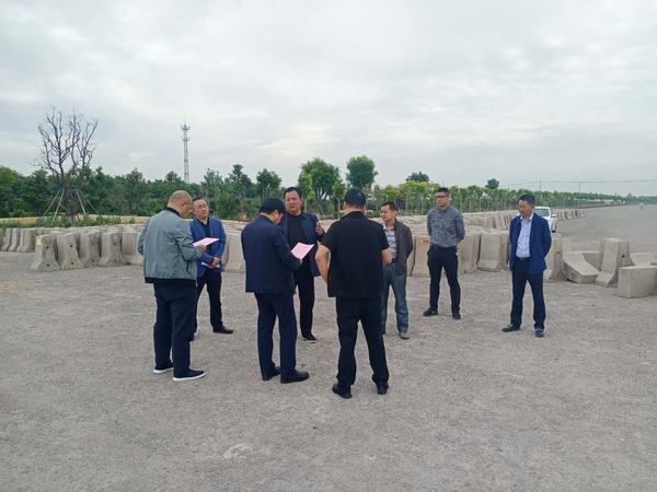 陕西省公路局副局长马云祥深入G242大荔县城过境段公路建设项目调研指导工作