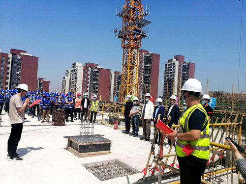 陕煤建设公司：蓝山水岸南区住宅项目主体全部顺利封顶