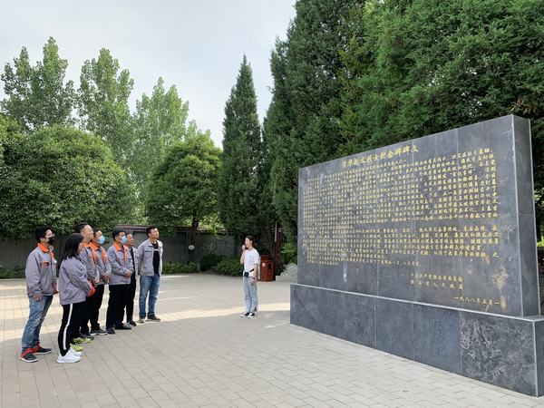 陕煤建设渭南分公司南京金龙项目部“主题党日”找初心 强党性